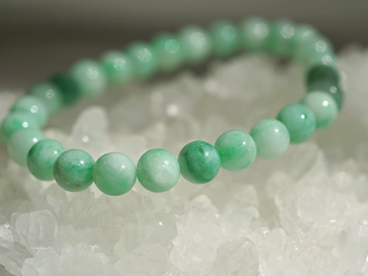 翡翠（ひすい）  ブレスレット 7mm玉 No.34   [ 画像現物・一点物 ]  パワーストーン 天然石 FORESTBLUE フォレストブルー【3727】