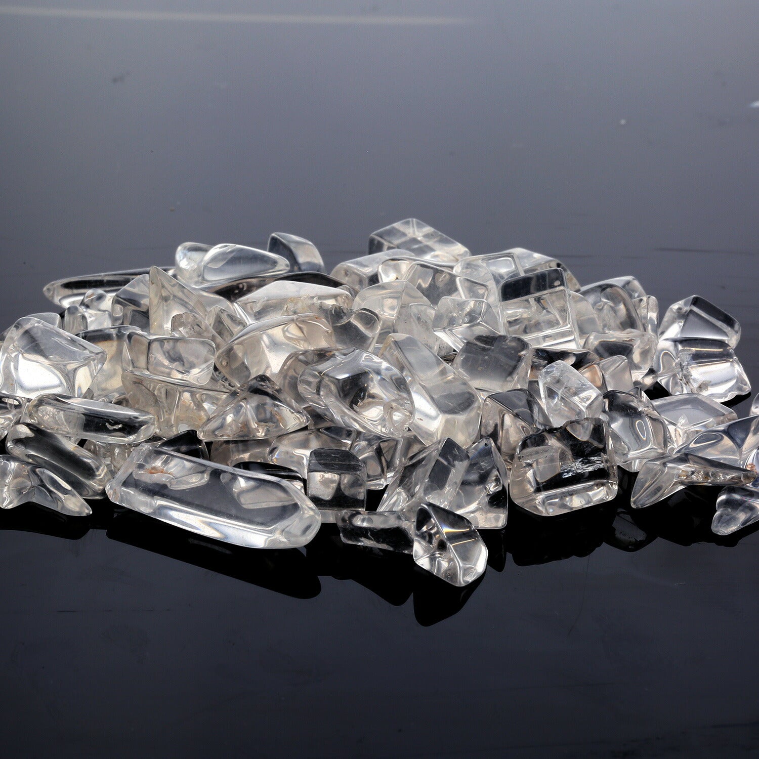 天然本水晶 さざれチップ (Lサイズ） 100g 【浄化・エネルギーチャージに】