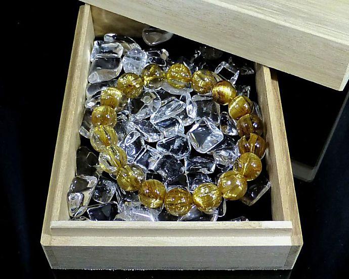 天然本水晶 さざれチップ (XLサイズ） 100g 【浄化・エネルギーチャージに】