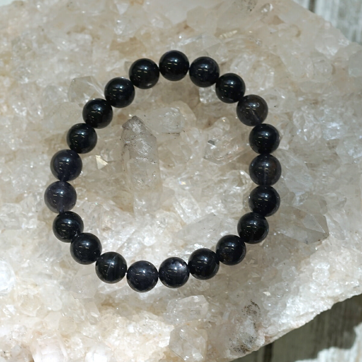 最高級（5A） ブラックスター アイオライト ブレスレット 10mm玉 No.20  [ 画像現物・一点物 ]    [ 画像現物・一点物 ]  パワーストーン 天然石 FORESTBLUE フォレストブルー【4931】