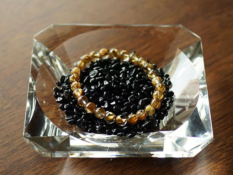 ブラックスピネル　さざれチップ 100g 【浄化・エネルギーチャージに】