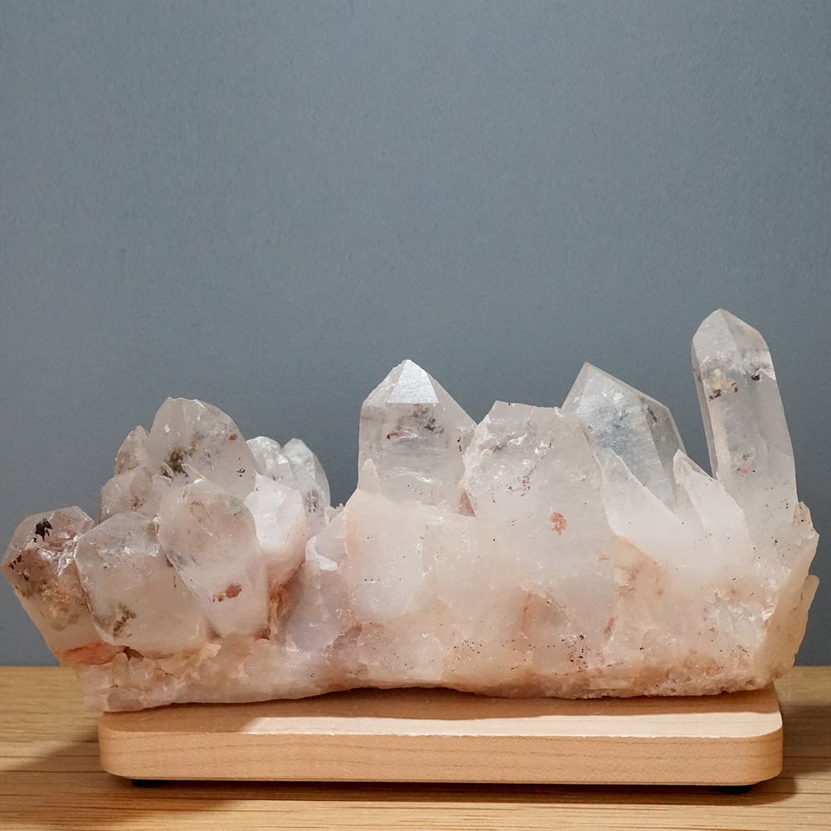 ヒマラヤ水晶 クラスター・原石（クル渓谷） No.12  [ 画像現物・一点物 ]    [ 画像現物・一点物 ]  パワーストーン 天然石 FORESTBLUE フォレストブルー【5051】