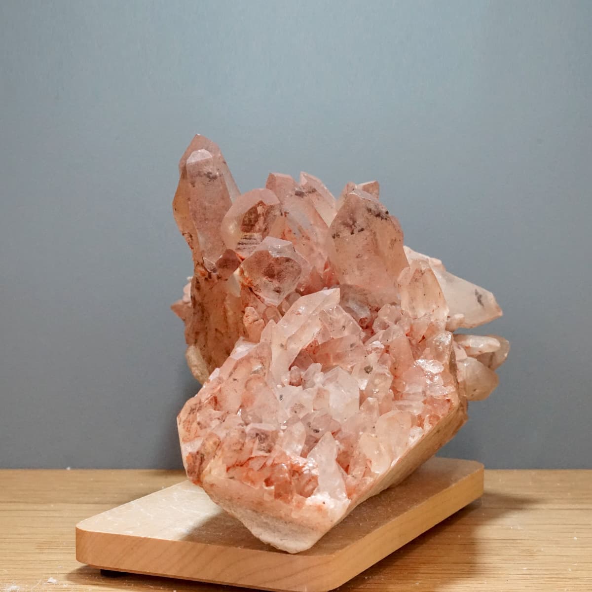 ヒマラヤ水晶 クラスター・原石（クル渓谷） No.13  [ 画像現物・一点物 ]    [ 画像現物・一点物 ]  パワーストーン 天然石 FORESTBLUE フォレストブルー【5201】