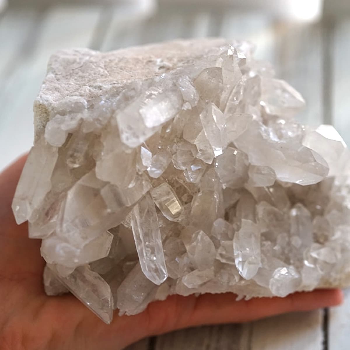 ヒマラヤ水晶 クラスター・原石（クル渓谷） No.15  [ 画像現物・一点物 ]    [ 画像現物・一点物 ]  パワーストーン 天然石 FORESTBLUE フォレストブルー【5565】