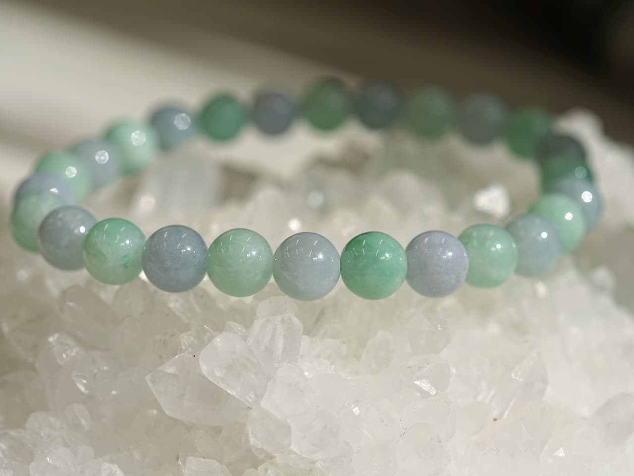 翡翠＆ラベンダー翡翠（ひすい）  ミックスブレスレット 8mm玉 No.53   [ 画像現物・一点物 ]  パワーストーン 天然石 FORESTBLUE フォレストブルー【5669】
