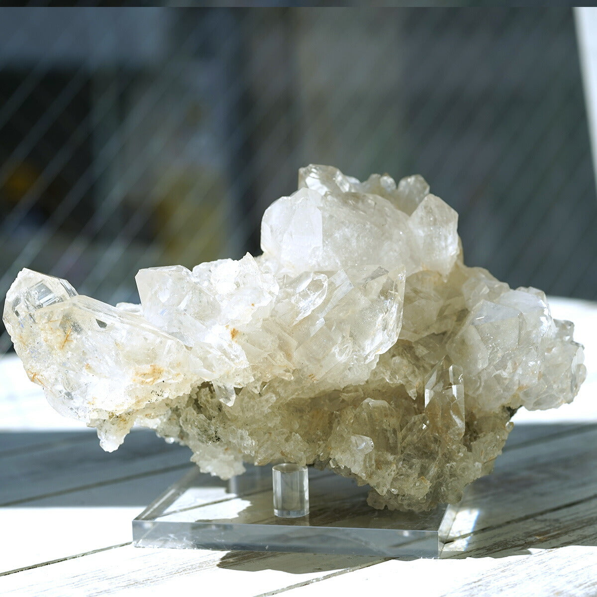 ヒマラヤ水晶 ゴールドルチル入り クラスター （Kullu Parvati Valley / クル・パールヴァティ渓谷） 原石 No.No.34   [ 画像現物・一点物 ]    [ 画像現物・一点物 ]  パワーストーン 天然石 FORESTBLUE フォレストブルー【5795】