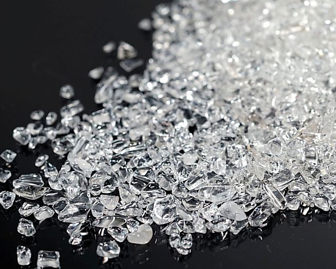 天然本水晶 さざれチップ (SSサイズ） 100g 【浄化・エネルギーチャージに】