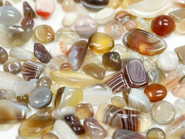 ボツワナアゲート さざれチップ (Mサイズ） 100g 【浄化・エネルギーチャージに】