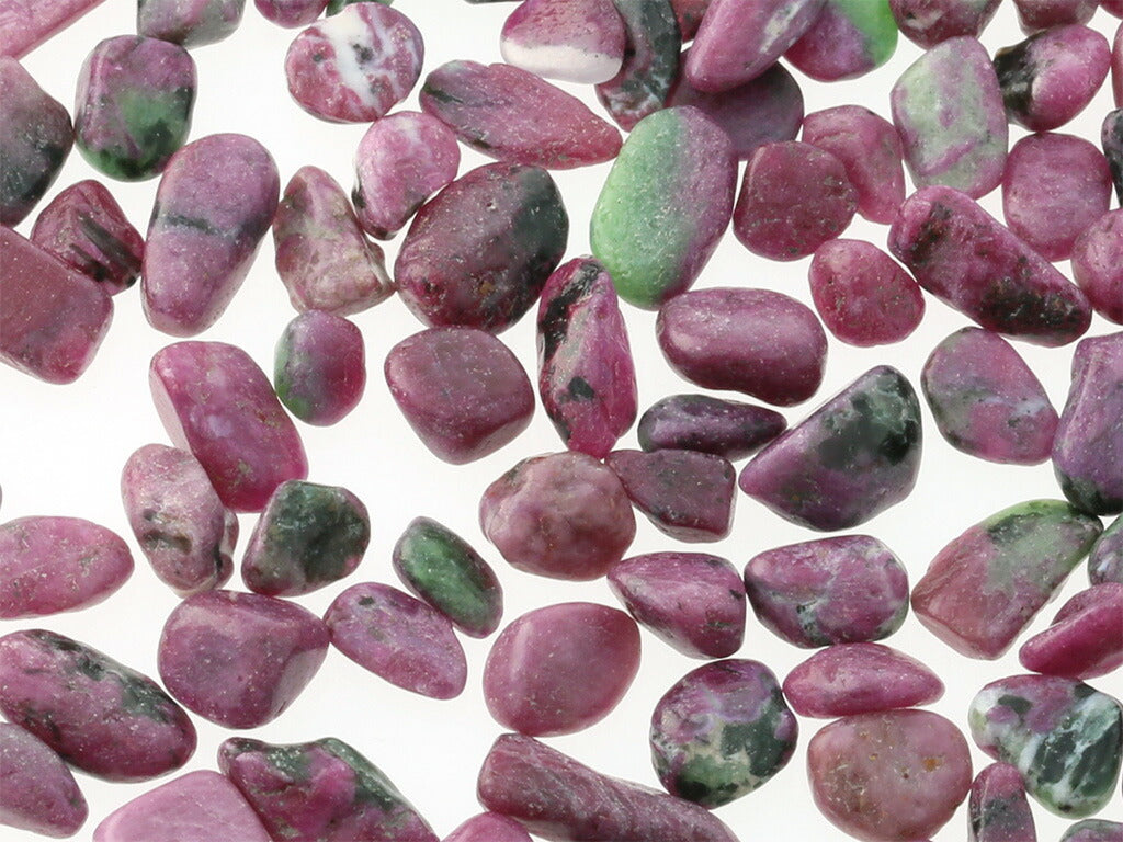 ルビーインゾイサイト さざれチップ 100g 【浄化・エネルギーチャージに】